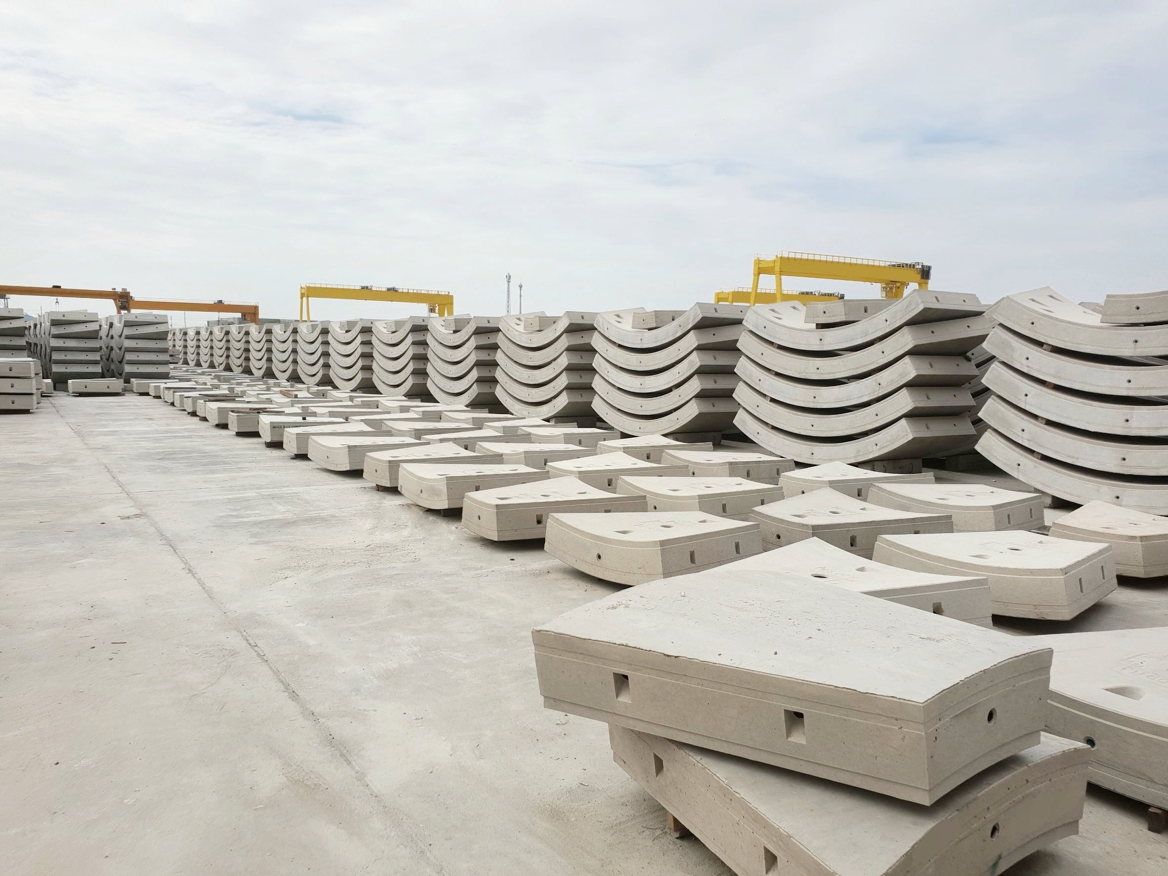 Precast concrete panels